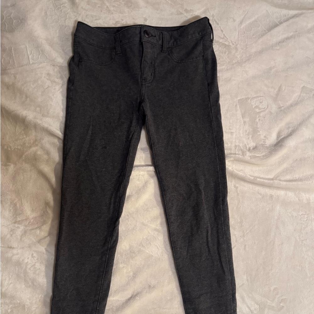 AE size 4 Charcoal super stretch jegging size 4